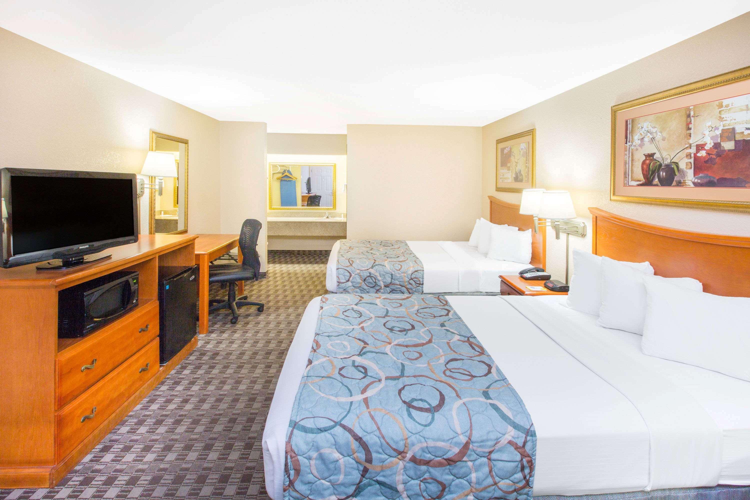 Days Inn By Wyndham Lonoke Eksteriør bilde